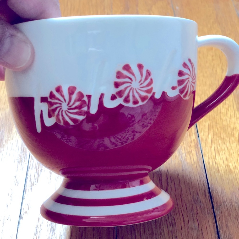 Set of 2 Starbucks 2007 Holiday mug